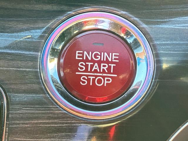 オデッセイ アブソルート・Ｘホンダセンシングアドバンスドパッケジ　ＳＤナビゲーションシステム　フルセグテレビ　ＣＤ　ＢＬＵＥＴＯＯＴＨ　バックカメラ　フロントカメラ　アイドリングストップ　スマートキー　プッシュスタート　ＥＴＣ　ＬＥＤヘッドライト　フォグランプ（47枚目）