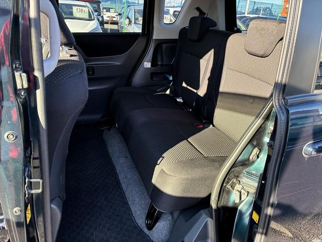 ソリオ Ｇリミテッド　ＳＤナビゲーションシステム　ワンセグテレビ　ＣＤ　スマートキー　プッシュスタート　ＥＴＣ　電動格納ドアミラー　助手席側電動スライドドア　運転席エアーバック　助手席側エアーバック　パワーステアリング（15枚目）