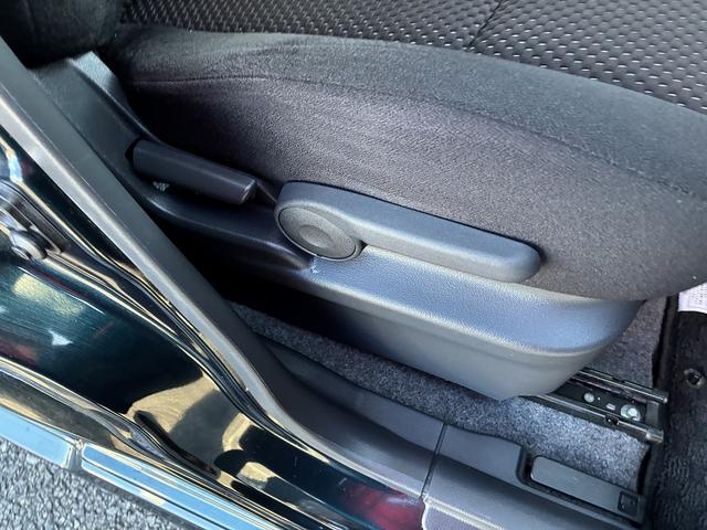 ソリオ Ｇリミテッド　ＳＤナビゲーションシステム　ワンセグテレビ　ＣＤ　スマートキー　プッシュスタート　ＥＴＣ　電動格納ドアミラー　助手席側電動スライドドア　運転席エアーバック　助手席側エアーバック　パワーステアリング（21枚目）