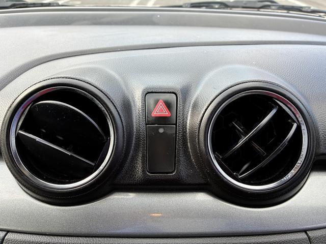 ���݌ɊǗ������@�@�@�@�����K���W���Ԃ�����䃏�b�N�X�Ő@���グ���s���Ă��܂��B�c�ƃX�^�b�t���܂߁A���ЃX�^�b�t�������B�̎�ŁA����߂ĊǗ����Ă��܂��B�����炱�����M�������Ă����߂ł��܂��I�I