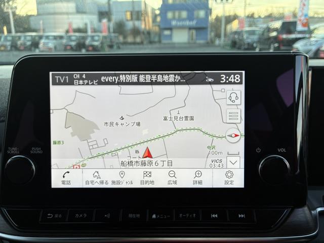 オーラ Ｇ　レザーエディション　レーンアシスト　ブラインドスポットモニター　フロアマット　純正ナビ　フルセグＴＶ　Ｂｌｕｅｔｏｏｔｈ　バック／サイド／フロントカメラ　ＥＴＣ　コーナーセンサー　クルーズコントロールアダプティブ　ＬＥＤ（3枚目）