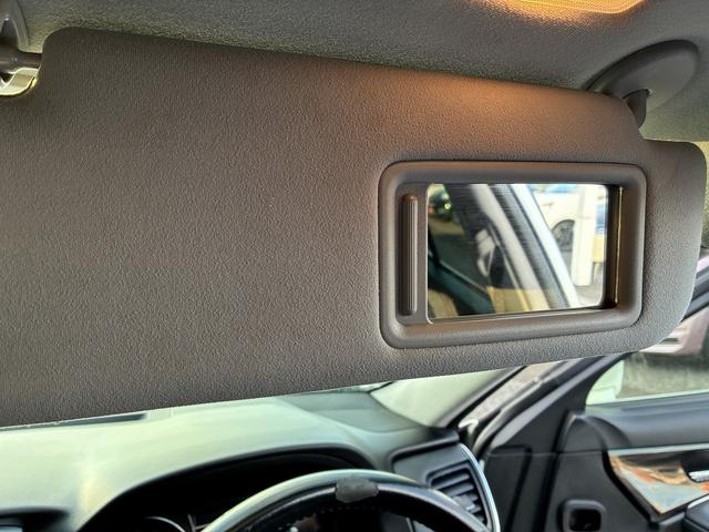 ���x�r�[�J�[���n�j�I���傫�ȓW����ɍL���ʘH���L��܂��̂ŁA���q�l�A��ł̂����X���劽�}�ł��I�x�r�[�J�[�Ƌ��ɁA�������ƓW���ԗ������������܂��B