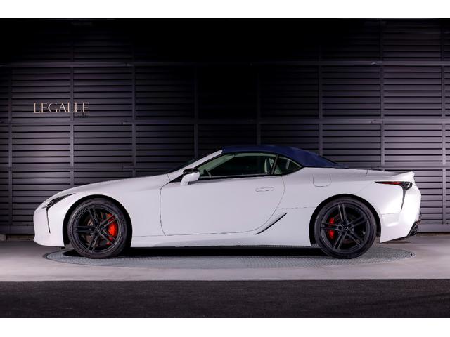 ＬＣ ＬＣ５００　コンバーチブル　ＵＳＢ　盗難防止　エアーシート　レーンキープアシスト　ＬＥＤ　ナビ　オートハイビーム　ＥＴＣ　オートクルーズコントロール　エアコン　フロントカメラ　全周囲カメラ　エアバッグ　オートライト　ＡＢＳ　ＰＳ（11枚目）