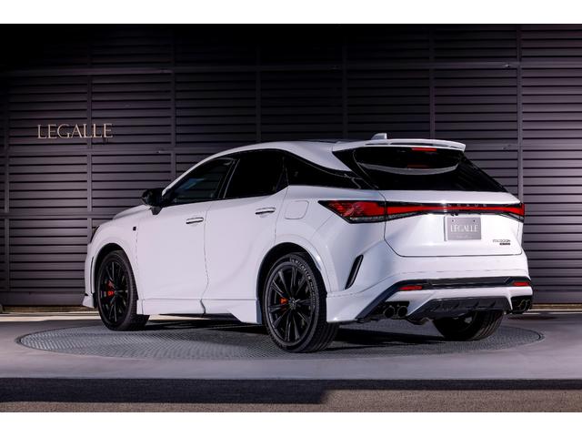 ＲＸ ＲＸ５００ｈ　Ｆスポーツパフォーマンス　ＡＷＤ　プリクラッシュセーフティ　Ｂｌｕｅｔｏｏｔｈ　Ｂカメラ　ＬＥＤ　エアコン　ＰＫＳＢ　ＥＴＣ　オートクルーズ　記録簿　シートエアコン　パワーウィンド　インテリキー　盗難防止システム　パワーシート（10枚目）