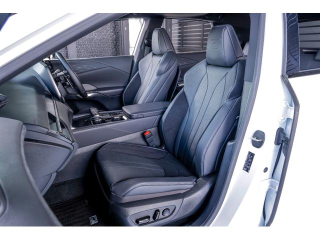 ＲＸ ＲＸ５００ｈ　Ｆスポーツパフォーマンス　ＡＷＤ　プリクラッシュセーフティ　Ｂｌｕｅｔｏｏｔｈ　Ｂカメラ　ＬＥＤ　エアコン　ＰＫＳＢ　ＥＴＣ　オートクルーズ　記録簿　シートエアコン　パワーウィンド　インテリキー　盗難防止システム　パワーシート（19枚目）