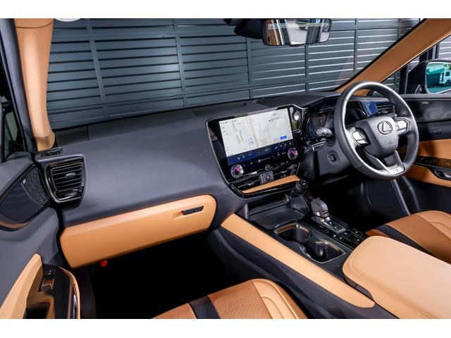 �㎿�ȓ����͎g�p�������Ȃ��A�C���p�l���ڗ����≘��Ȃ��B�}�[�N���r���\���I�[�f�B�I�⑀��n���ǍD�ŁA��i�����K�ȃL���r����Ԃ�ۂ��Ă��܂��B