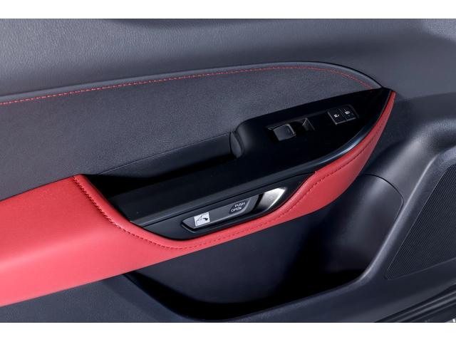 ＮＸ 　ＴＲＤエアロ　マフラー　マークレビンソン　オレンジキャリパー　パワーリアシート　パノラマルーフ　ルーフレール　純正１４インチメーカーナビ　ＥＴＣ２．０　デジタルインナーミラー（28枚目）