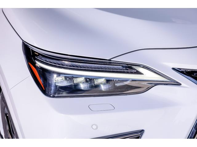 ＮＸ 　ＴＲＤエアロ　マフラー　マークレビンソン　オレンジキャリパー　パワーリアシート　パノラマルーフ　ルーフレール　純正１４インチメーカーナビ　ＥＴＣ２．０　デジタルインナーミラー（41枚目）