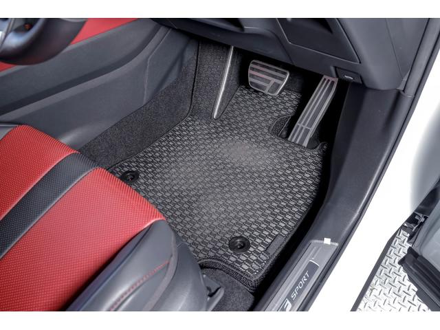 ＮＸ 　ＴＲＤエアロ　マフラー　マークレビンソン　オレンジキャリパー　パワーリアシート　パノラマルーフ　ルーフレール　純正１４インチメーカーナビ　ＥＴＣ２．０　デジタルインナーミラー（55枚目）