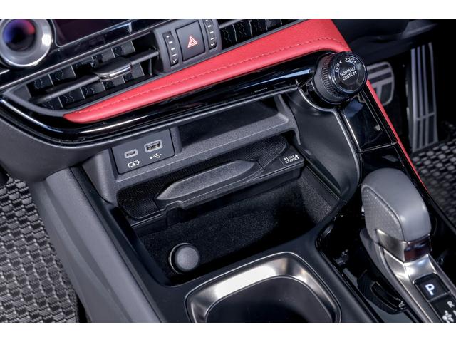 ＮＸ 　ＴＲＤエアロ　マフラー　マークレビンソン　オレンジキャリパー　パワーリアシート　パノラマルーフ　ルーフレール　純正１４インチメーカーナビ　ＥＴＣ２．０　デジタルインナーミラー（68枚目）