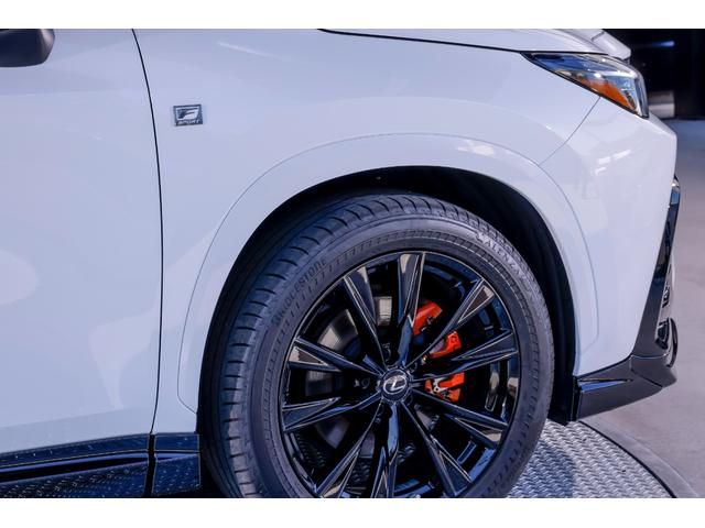 ＮＸ 　ＴＲＤエアロ　マフラー　マークレビンソン　オレンジキャリパー　パワーリアシート　パノラマルーフ　ルーフレール　純正１４インチメーカーナビ　ＥＴＣ２．０　デジタルインナーミラー（73枚目）