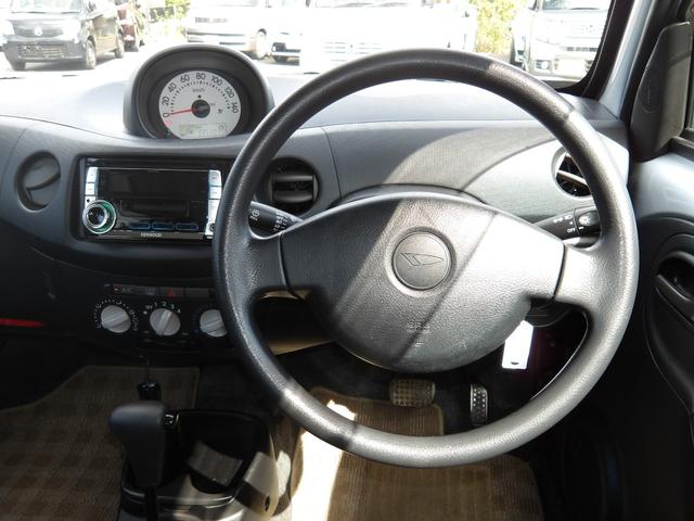 エッセ Ｄ　車検２年付き　ＡＭ／ＦＭラジオ　ＣＤ　ＡＵＸ（11枚目）