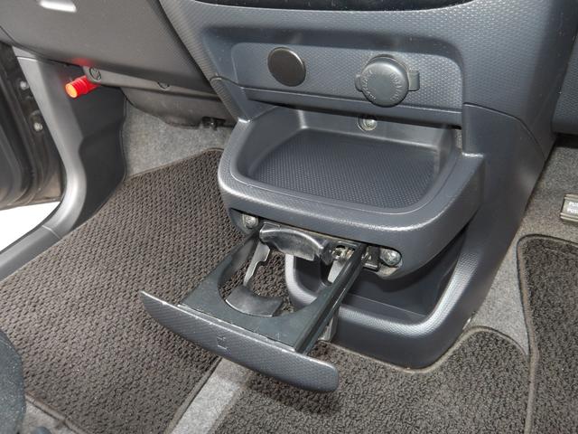ソリオ Ｓ－ＤＪＥ　車検２年付き　メモリーナビ　Ｂｌｕｅｔｏｏｔｈ　フルセグＴＶ　ＥＴＣ　両側電動スライドドア　スマートキー　プッシュスタート　クルーズコントロール（31枚目）