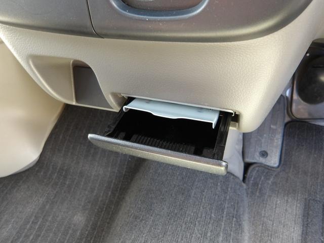 ＮＶ１００クリッパーバン ＤＸ　ＧＬパッケージ　車検２年付き　メモリーナビ　ＣＤ　地デジ　Ｂｌｕｅｔｏｏｔｈ　キーレスキー（17枚目）