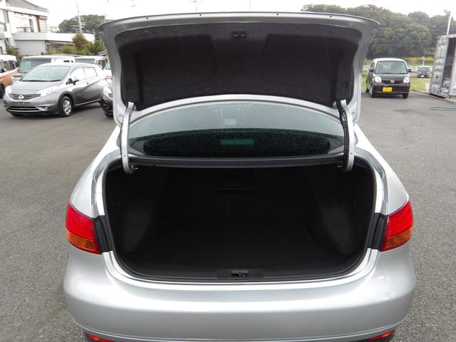 ブルーバードシルフィ ２０Ｍ　車検２年付き　メモリーナビ　ＣＤ　ＤＶＤ　フルセグＴＶ　Ｂｌｕｅｔｏｏｔｈ　ＥＴＣ　スマートキー（46枚目）