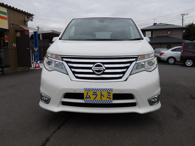 セレナ ハイウェイスターＧ　Ｓ－ＨＶアドバンスドセーフティ　車検２年付き　雹害　ブレーキサポート　車線逸脱警報　ナビ／ＣＤ／ＤＶＤ／ＡＵＸ／フルセグＴＶ　フリップダウンモニター　全方位カメラ　ＥＴＣ　スマートキー　プッシュスタート　両側電動スライドドア（4枚目）