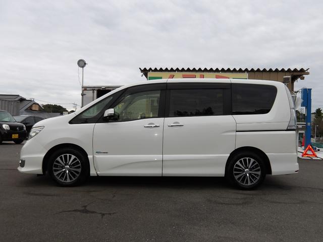 セレナ ハイウェイスターＧ　Ｓ－ＨＶアドバンスドセーフティ　車検２年付き　雹害　ブレーキサポート　車線逸脱警報　ナビ／ＣＤ／ＤＶＤ／ＡＵＸ／フルセグＴＶ　フリップダウンモニター　全方位カメラ　ＥＴＣ　スマートキー　プッシュスタート　両側電動スライドドア（10枚目）