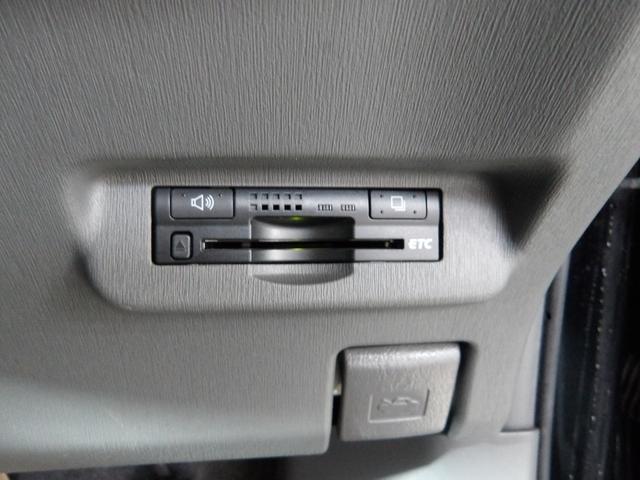 プリウス Ｓ　車検２年付　ＨＤＤナビ／ＣＤ／ＤＶＤ／Ｂｌｕｅｔｏｏｔｈ／ＡＵＸ／地デジ　ビルトインＥＴＣ（30枚目）