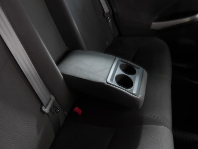 プリウス Ｓ　車検２年付　ＨＤＤナビ／ＣＤ／ＤＶＤ／Ｂｌｕｅｔｏｏｔｈ／ＡＵＸ／地デジ　ビルトインＥＴＣ（42枚目）