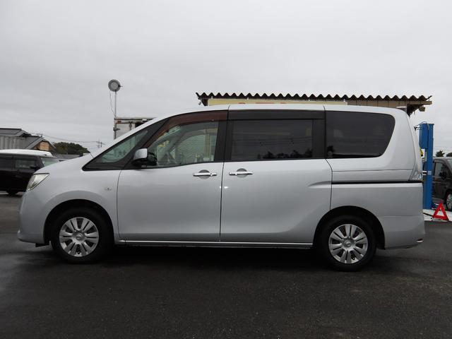 セレナ 20X 車検2年付き HDDナビ/CD/DVD/Bluetooth/フルセグTV フリップダウンモニター バックカメラ ETC 左電動スライドドア スマートキー プッシュスタート(10枚目)