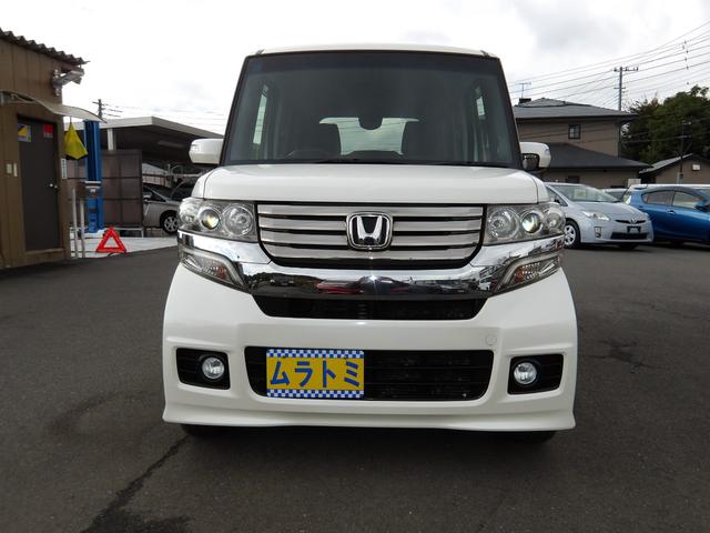 N-BOXカスタム G・ターボパッケージ 車検2年付き メモリーナビ/CD/DVD/SD/USB/地デジ バックカメラ ETC 両側電動スライドドア スマートキー プッシュスタート(4枚目)
