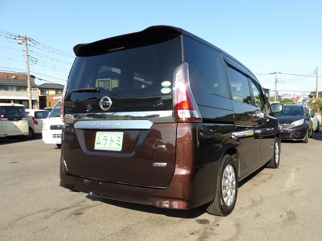セレナ Ｘ　車検２年付き　ブレーキサポート　横滑り防止　メモリーナビ／ＣＤ／ＤＶＤ／ＢＴ／フルセグＴＶ　バックカメラ　フリップダウンモニター　ＥＴＣ　電動スライドドア　クルーズコントロール（8枚目）