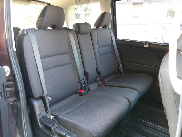 セレナ Ｘ　車検２年付き　ブレーキサポート　横滑り防止　メモリーナビ／ＣＤ／ＤＶＤ／ＢＴ／フルセグＴＶ　バックカメラ　フリップダウンモニター　ＥＴＣ　電動スライドドア　クルーズコントロール（27枚目）