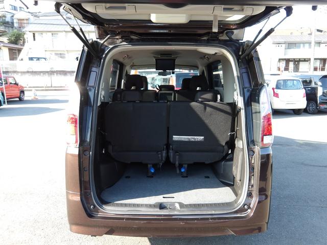 セレナ Ｘ　車検２年付き　ブレーキサポート　横滑り防止　メモリーナビ／ＣＤ／ＤＶＤ／ＢＴ／フルセグＴＶ　バックカメラ　フリップダウンモニター　ＥＴＣ　電動スライドドア　クルーズコントロール（33枚目）