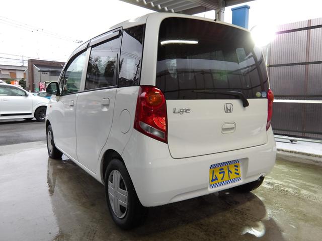 ライフ Ｇ　車検２年付き　走行６，７７６ｋｍ　キーレスリモコン　電動格納ドアミラー（11枚目）