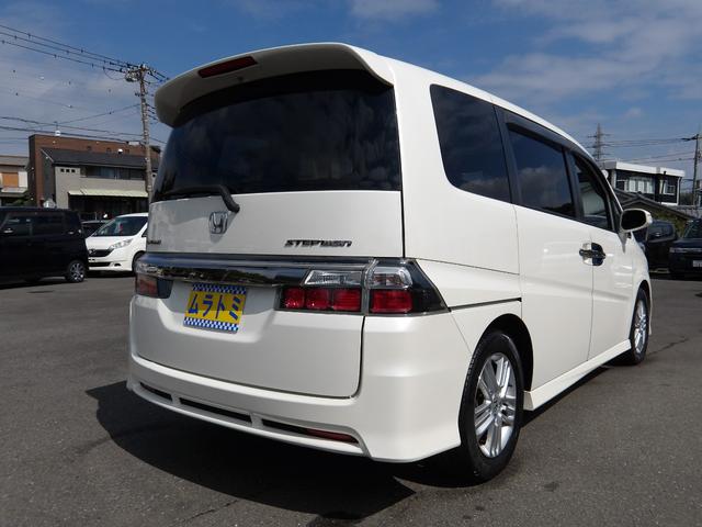 ステップワゴン スパーダＳ　ＨＤＤナビ　スマートスタイルＥＤ　タイミングチェーン　ＨＤＤナビ　バックカメラ　ＥＴＣ　フリップダウンモニター　両側電動スライドドア　スマートキー（8枚目）