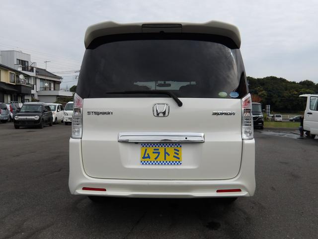 ステップワゴンスパーダ Ｓ　電動スライドドア　ＨＤＤナビ／ＣＤ／ＤＶＤ／ＭＳＶ／フルセグＴＶ　バックカメラ　ＥＴＣ　スマートキー　　セキュリティ　パドルシフト（9枚目）