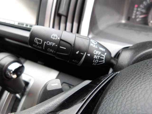 ステップワゴンスパーダ Ｓ　電動スライドドア　ＨＤＤナビ／ＣＤ／ＤＶＤ／ＭＳＶ／フルセグＴＶ　バックカメラ　ＥＴＣ　スマートキー　　セキュリティ　パドルシフト（20枚目）