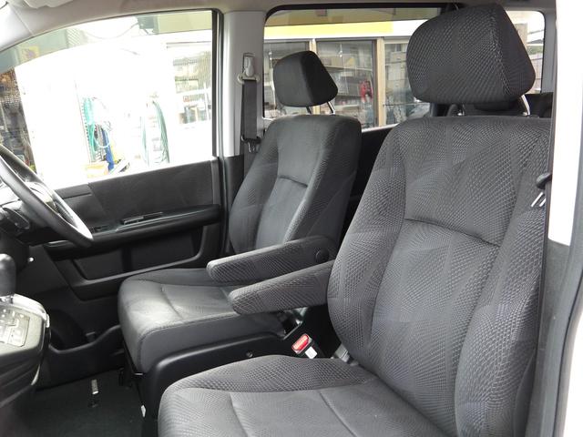 ステップワゴンスパーダ Ｓ　電動スライドドア　ＨＤＤナビ／ＣＤ／ＤＶＤ／ＭＳＶ／フルセグＴＶ　バックカメラ　ＥＴＣ　スマートキー　　セキュリティ　パドルシフト（27枚目）