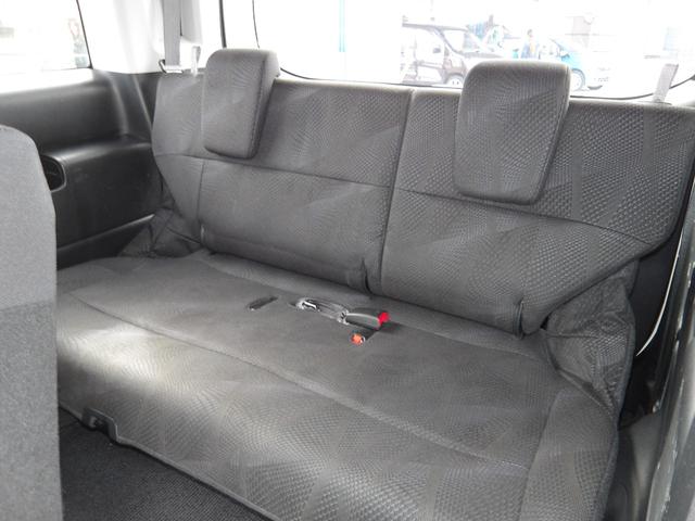 ステップワゴンスパーダ Ｓ　電動スライドドア　ＨＤＤナビ／ＣＤ／ＤＶＤ／ＭＳＶ／フルセグＴＶ　バックカメラ　ＥＴＣ　スマートキー　　セキュリティ　パドルシフト（29枚目）