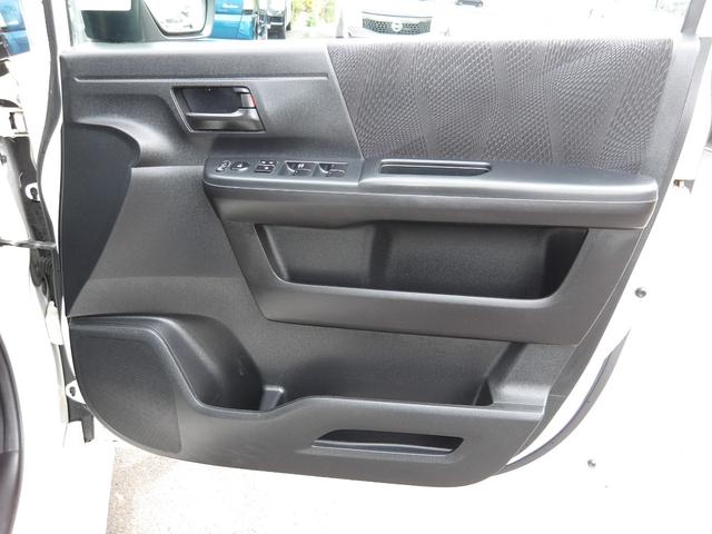 ステップワゴンスパーダ Ｓ　電動スライドドア　ＨＤＤナビ／ＣＤ／ＤＶＤ／ＭＳＶ／フルセグＴＶ　バックカメラ　ＥＴＣ　スマートキー　　セキュリティ　パドルシフト（41枚目）