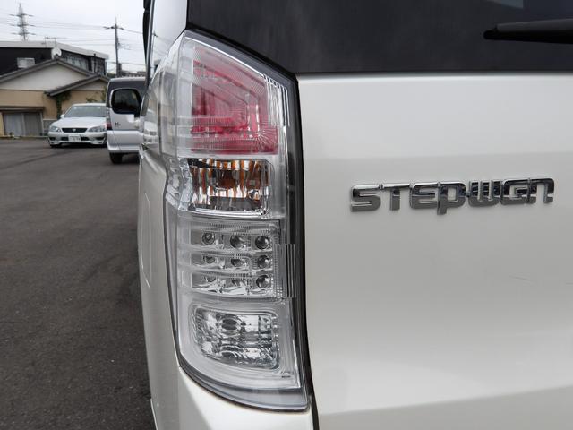 ステップワゴンスパーダ Ｓ　電動スライドドア　ＨＤＤナビ／ＣＤ／ＤＶＤ／ＭＳＶ／フルセグＴＶ　バックカメラ　ＥＴＣ　スマートキー　　セキュリティ　パドルシフト（54枚目）