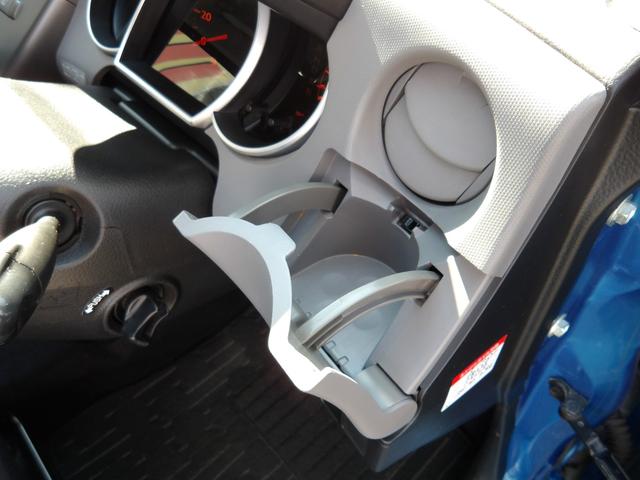 ソニカ RS 車検2年付き イアンタークーラーターボ スマートキー セキュリティ HIDヘッドライト(32枚目)