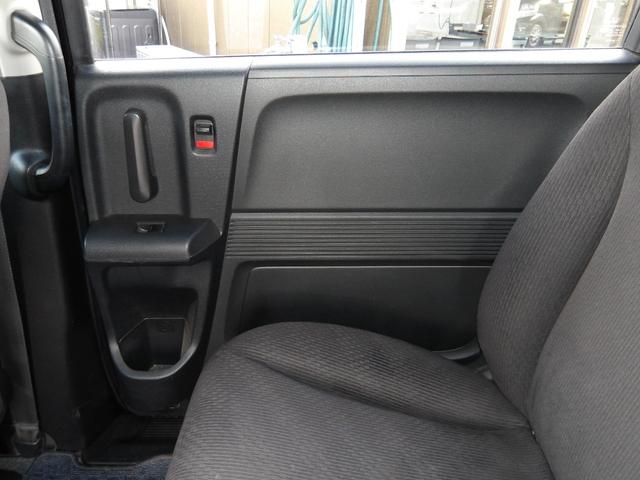 フリード Ｇ　ジャストセレクション　車検２年付き　メモリーナビ／ＣＤ／ＤＶＤ／Ｂｌｕｅｔｏｏｔｈ／フルセグＴＶ　バックカメラ　ＥＴＣ　両側電動スライドドア　スマートキー　ＥＣＯＮ（50枚目）