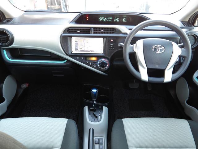 アクア Ｓ　メモリーナビ　ＣＤ　Ｂｌｕｅｔｏｏｔｈ　地デジ　ＥＴＣ　スマートキー　プッシュスタート　セキュリティ　横滑り防止（13枚目）