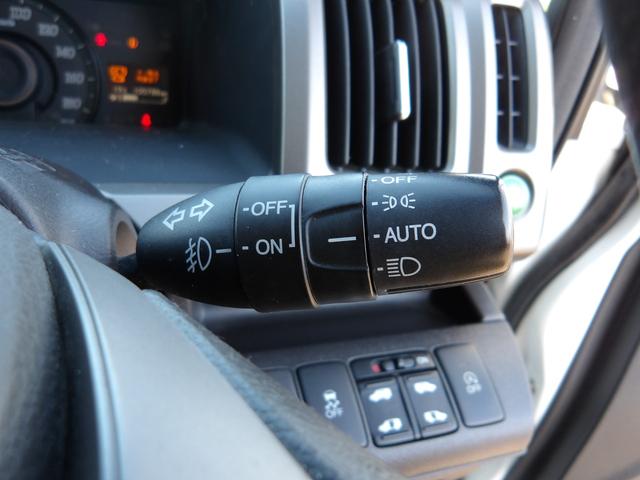 ステップワゴン Ｇ　コンフォートセレクション　車検２年付き　メモリーナビ／ＣＤ／ＤＶＤ／ＳＤ／ワンセグ　バックカメラ　ＥＴＣ　両側電動スライドドア　スマートキー　セキュリティ　アイドリングストップ　横滑り防止　ＡＢＳ（16枚目）