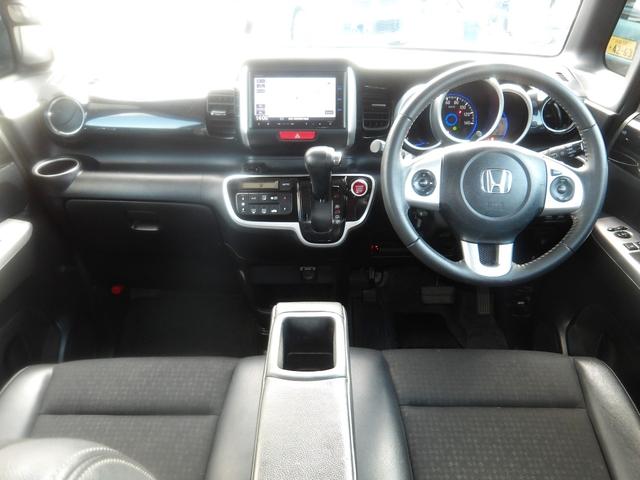 Ｎ－ＢＯＸカスタム Ｇ・ターボＬパッケージ　ナビ・ＣＤ・ＤＶＤ・Ｂｌｕｅｔｏｏｔｈ・地デジＴＶ　バックカメラ　ＥＴＣ　両側電動スライドドア　スマートキー　プッシュスタート　セキュリティ（12枚目）