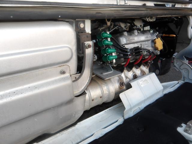 サンバーバン ＶＢ　車検２年付き　５速マニュアル車　エアコン　パワステ（34枚目）