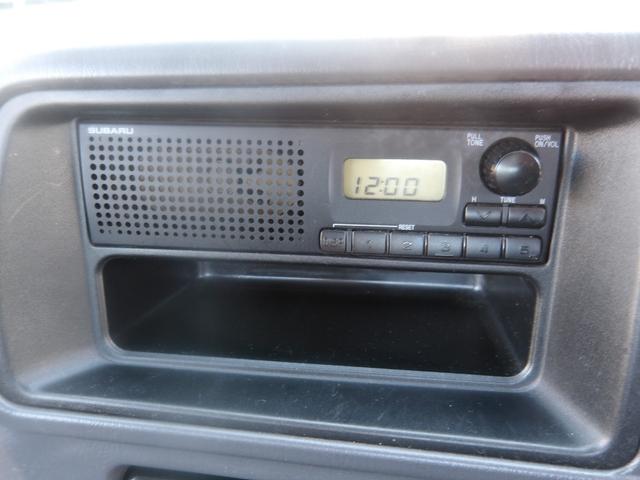 サンバートラック ＴＢ　５速マニュアル車　エアコン　パワステ　エアバッグ（17枚目）