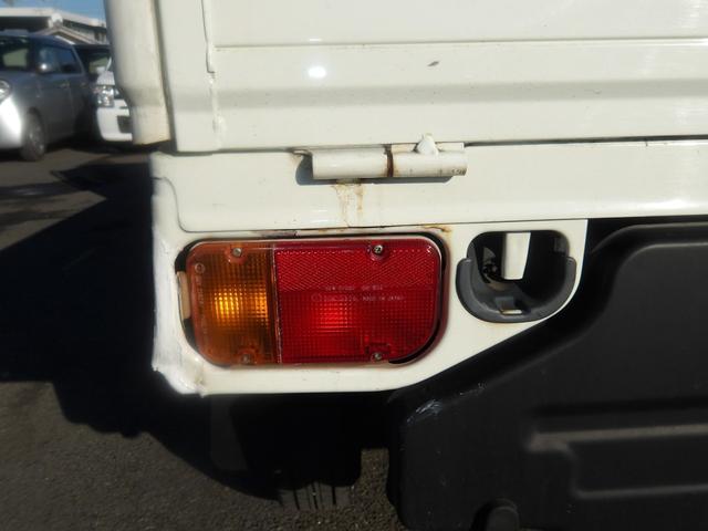 サンバートラック ＴＢ　５速マニュアル車　エアコン　パワステ　エアバッグ（29枚目）
