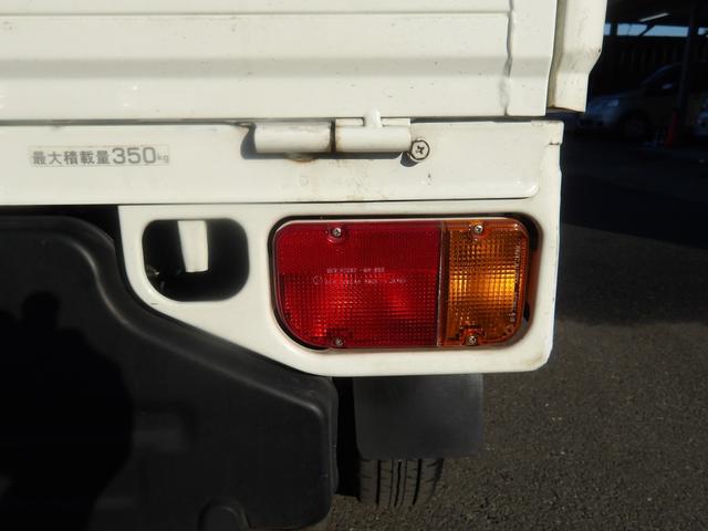 サンバートラック ＴＢ　５速マニュアル車　エアコン　パワステ　エアバッグ（30枚目）