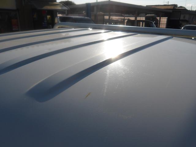 サンバートラック ＴＢ　５速マニュアル車　エアコン　パワステ　エアバッグ（36枚目）