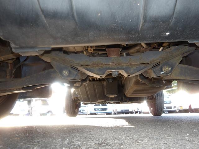 サンバートラック ＴＢ　５速マニュアル車　エアコン　パワステ　エアバッグ（37枚目）