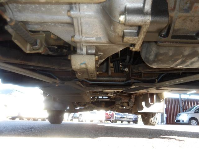 サンバートラック ＴＢ　５速マニュアル車　エアコン　パワステ　エアバッグ（39枚目）