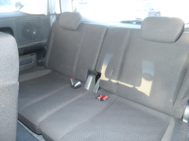 フリード Ｇ　ジャストセレクション　８人乗り　車検２年付き　ＨＤＤナビ／ＣＤ／ＤＶＤ／ＭＳＶ／ワンセグ　バックカメラ　ＥＴＣ　電動スライドドア　キーレスキー（21枚目）