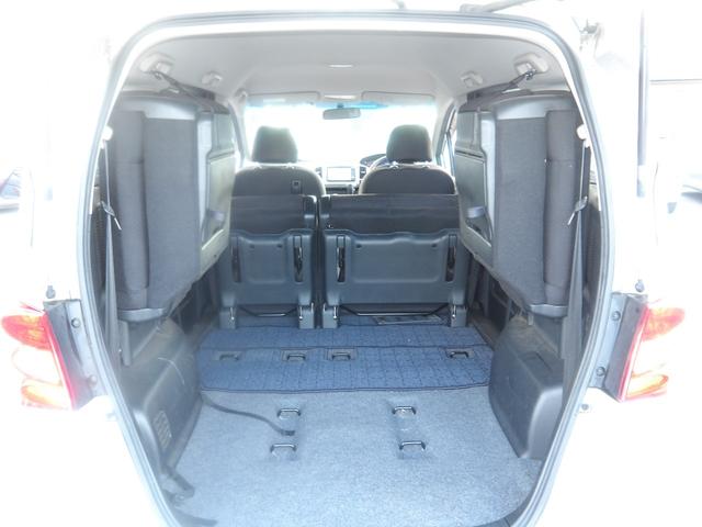 フリード Ｇ　ジャストセレクション　８人乗り　車検２年付き　ＨＤＤナビ／ＣＤ／ＤＶＤ／ＭＳＶ／ワンセグ　バックカメラ　ＥＴＣ　電動スライドドア　キーレスキー（23枚目）